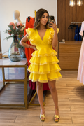 Clothing yellow olanes