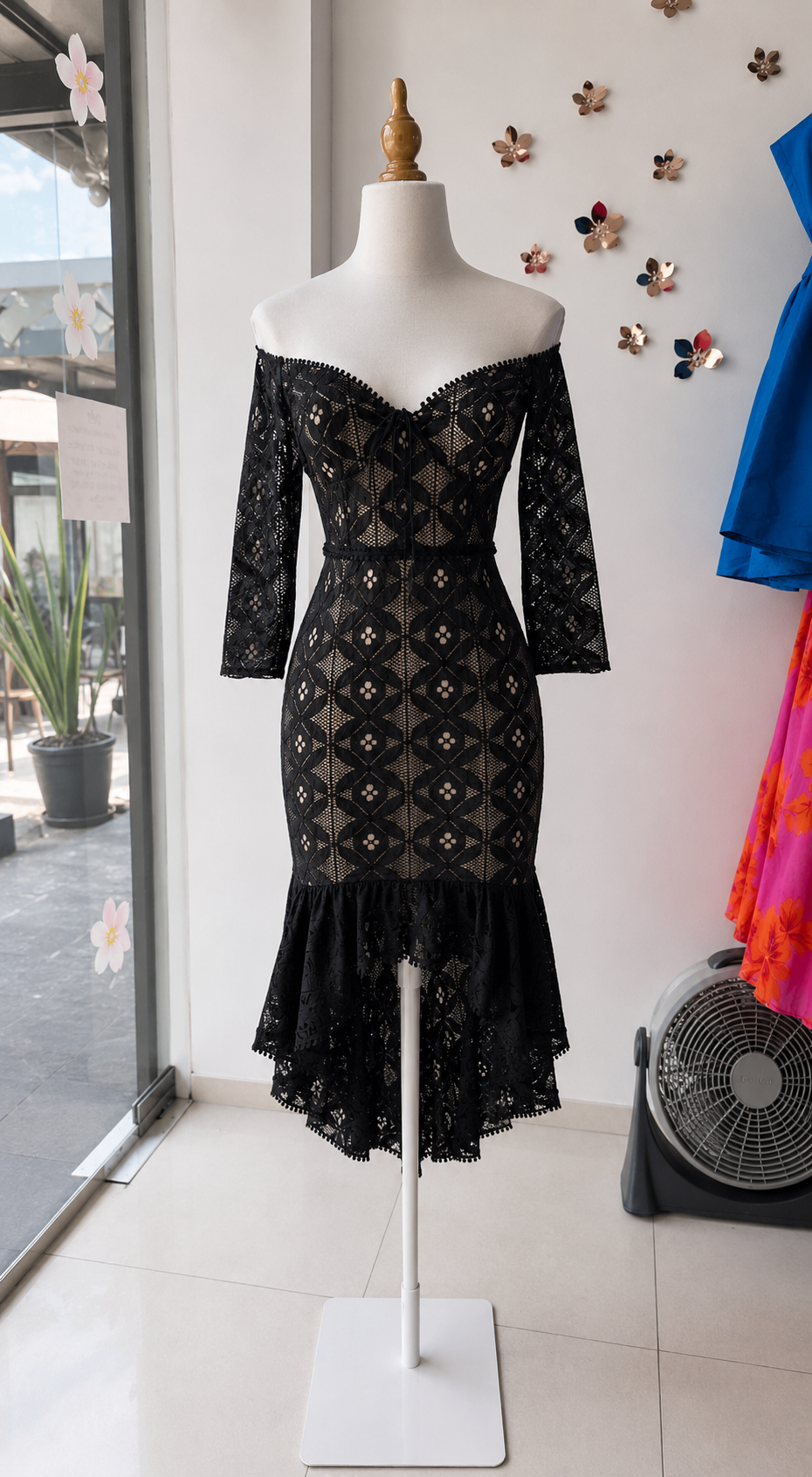 VogueV black
