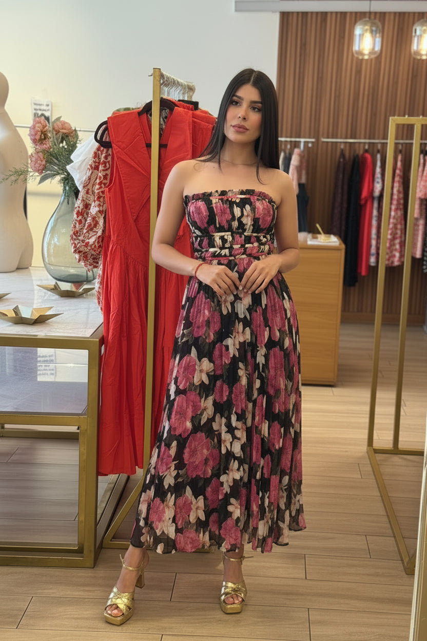 Maxi Clothing straple negro flores rojas